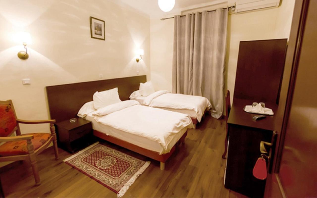 Hotel Suisse Algiers Bagian luar foto