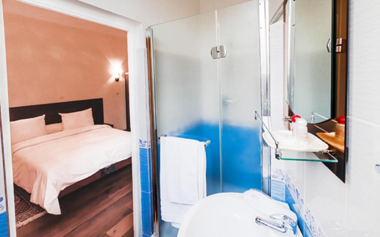 Hotel Suisse Algiers Bagian luar foto