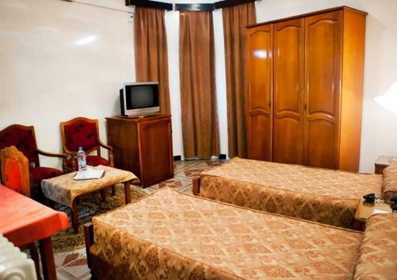 Hotel Suisse Algiers Bagian luar foto